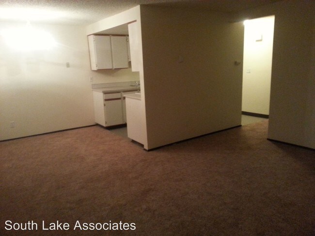 Building Photo - 16108 36th Ave W
