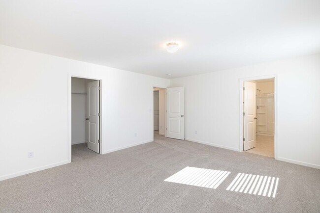 Foto del edificio - 4 Bedroom Home Piedmont School District