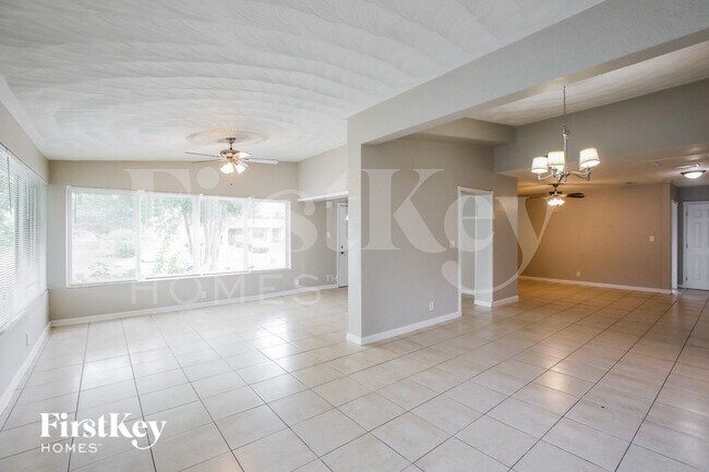 Foto del edificio - 421 SW 29th Ave