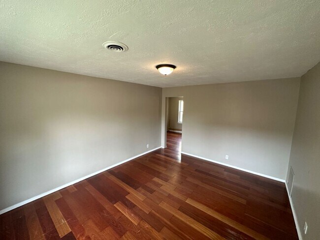Foto del edificio - 5302 N 47th St