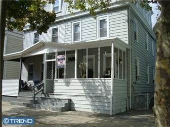 Primary Photo - 304 N Pavilion Ave