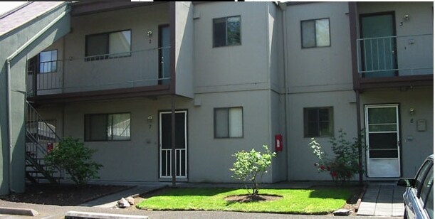 Foto del edificio - Evergreen East Apartments