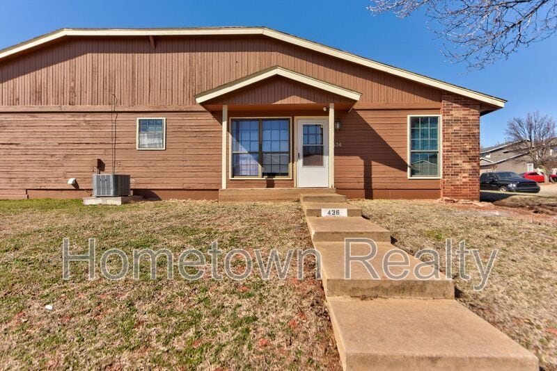 Photo - 436 NE 115th Street