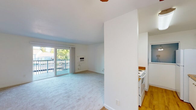 Building Photo - 551 Alameda del Prado