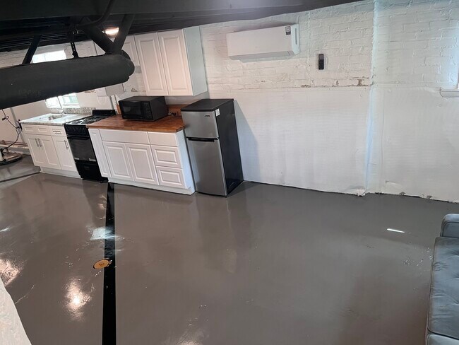 Área de cocina - 10109 S Prospect Ave