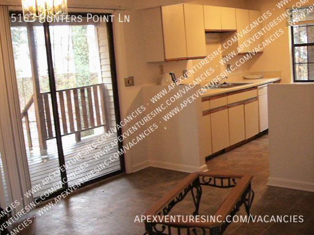 Foto del edificio - 5163 Hunters Point Ln