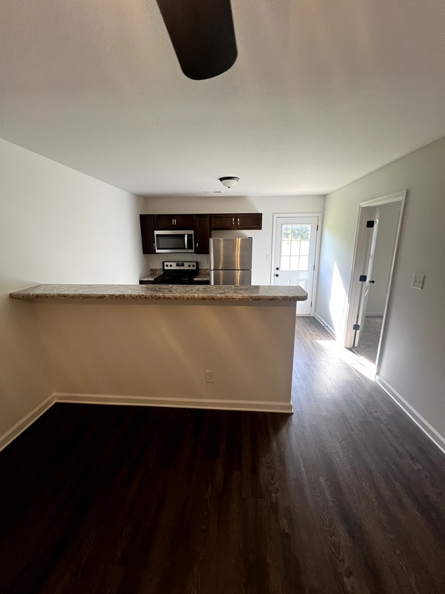 Building Photo - 706 Needmore Rd apartment 2