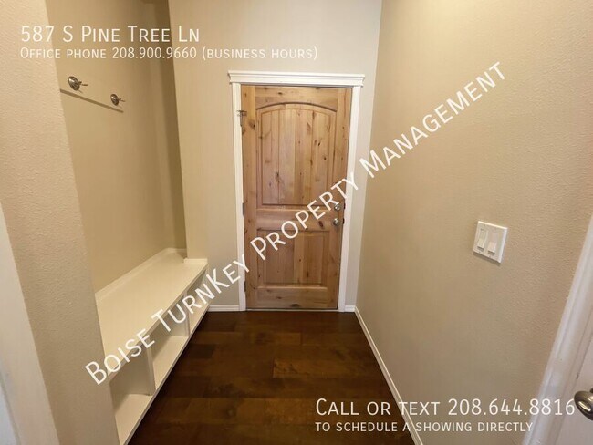 Foto del edificio - 587 S Pine Tree Ln
