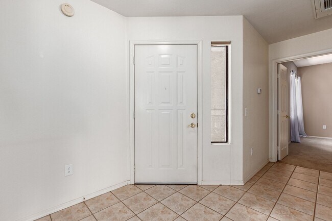 Foto del edificio - Beautiful 2 bed/2bath condo in Scottsdale!!