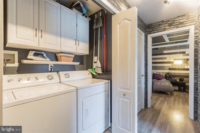 Foto del edificio - 139 Lionheart Ln