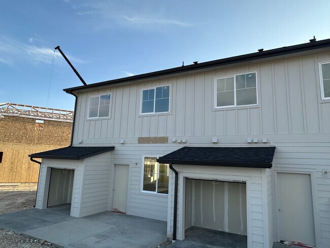 Foto del edificio - 4095 S Lone Pne Wy