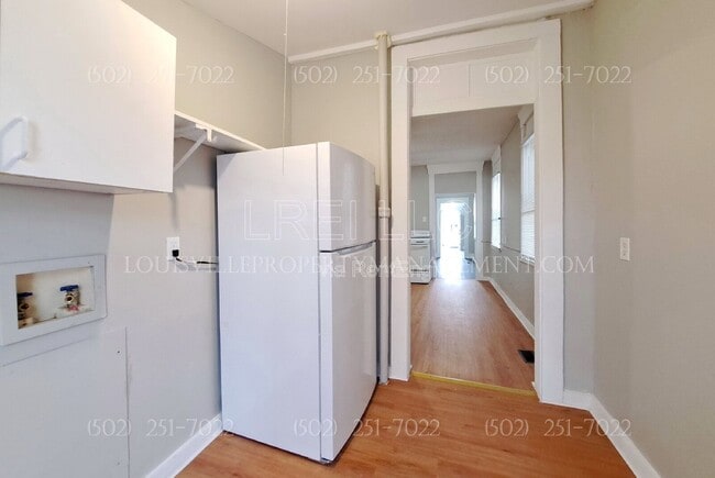 Building Photo - 2424 Rowan St
