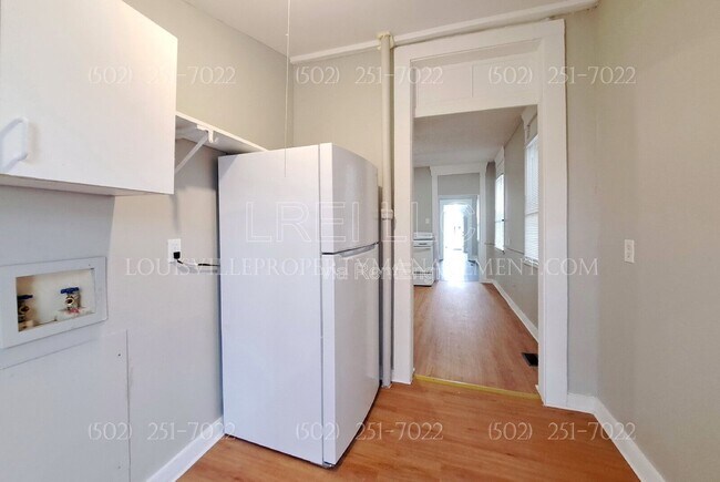 Foto del edificio - 2424 Rowan St