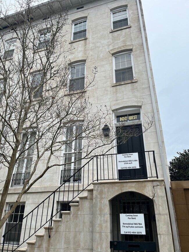 Foto del edificio - 107 W Taylor St