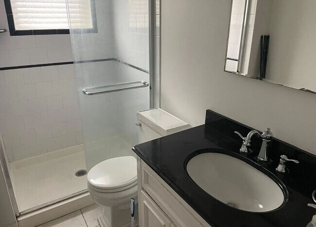 Foto del edificio - 4 Bedroom House For Rent In Manayunk
