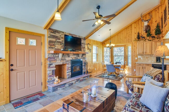 Foto del edificio - 609 Buffalo Ridge Rd