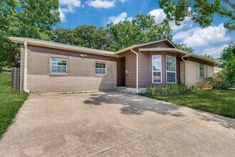 Building Photo - 1717 England Rd