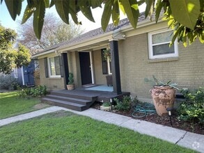 Building Photo - 1511 Ullrich Ave