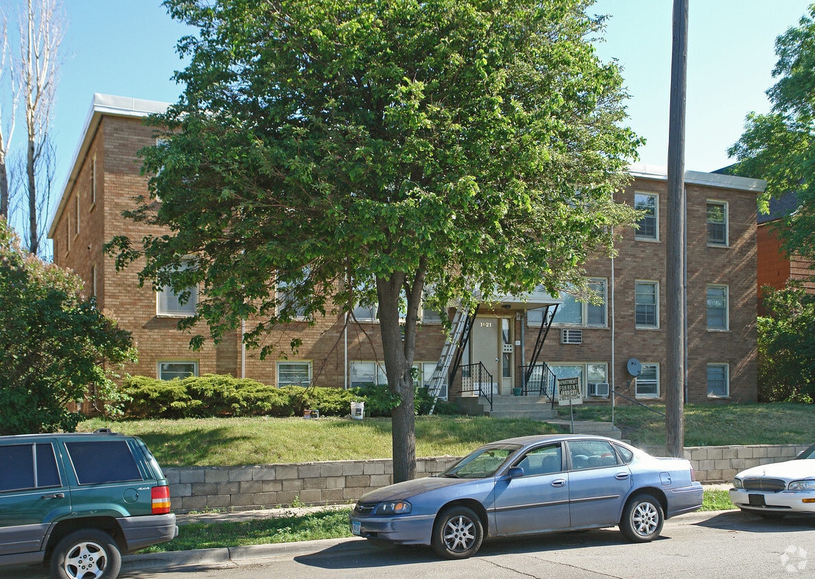 Building Photo - 1621 St Anthony Ave