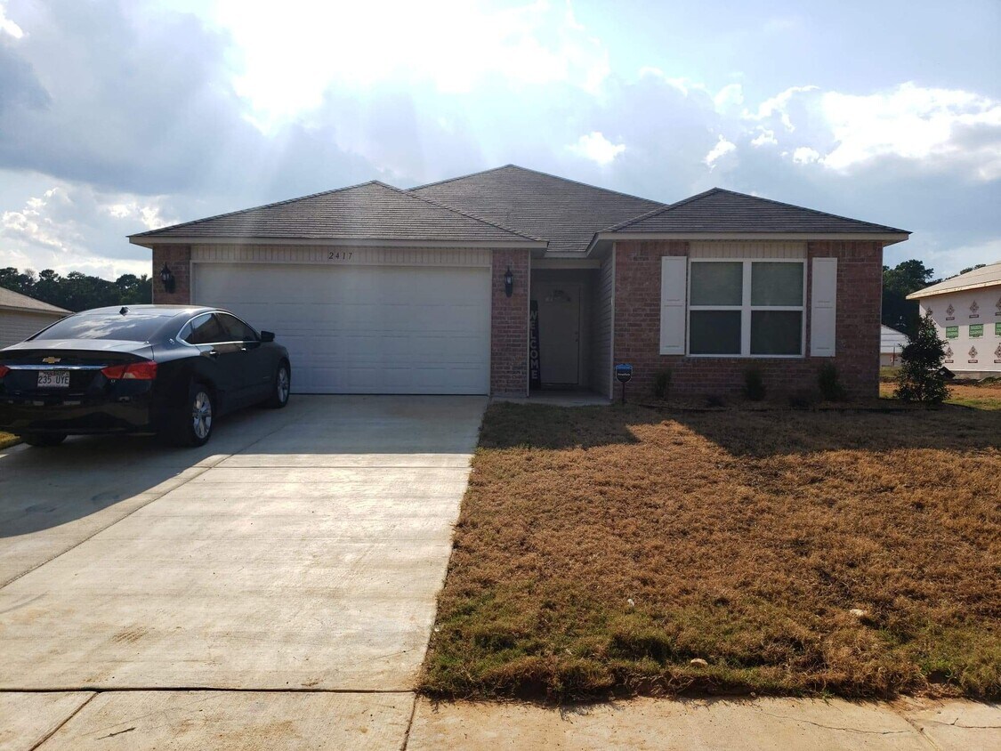 2417 Vivian Dr, Benton, AR 72015 House Rental in Benton, AR