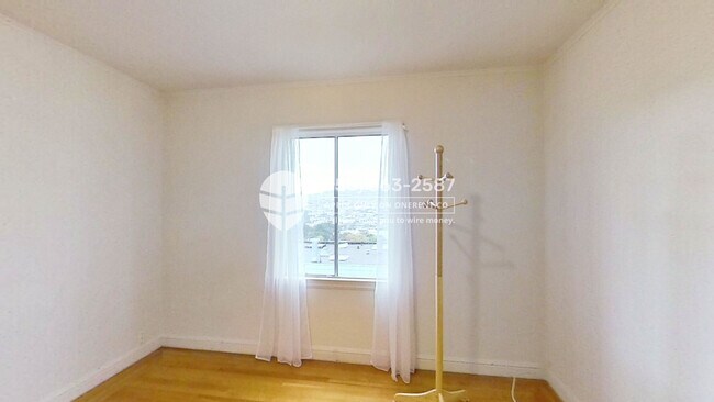 Foto del edificio - 195 Monterey Blvd