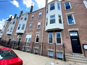 Building Photo - 1848 S Paulina St