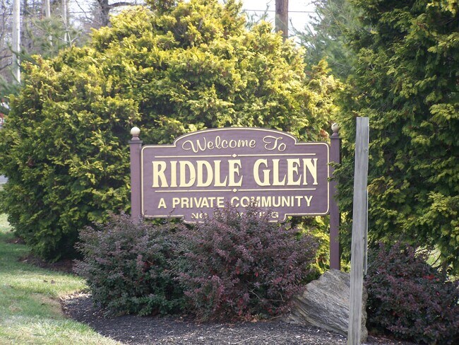 Foto del edificio - 1016 W Baltimore Pike
