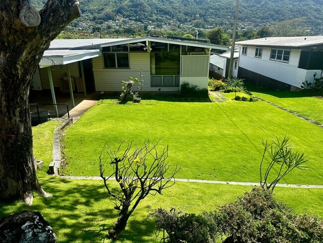 Photo - 3313 Manoa Rd Apartment