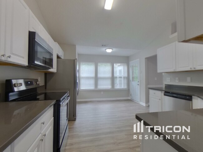 Foto del edificio - 403 Ashridge Way