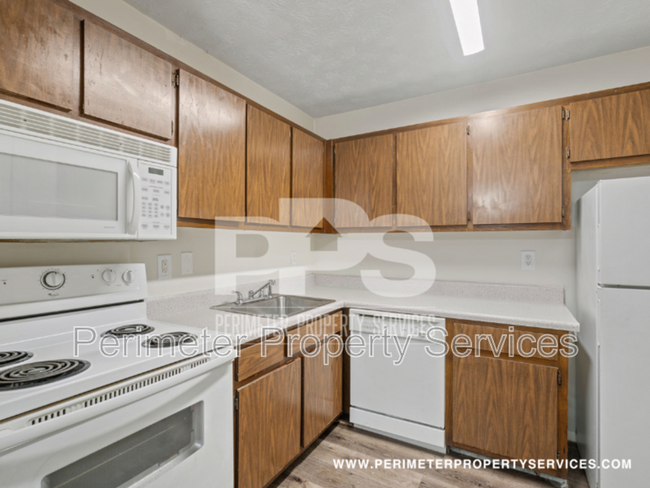 Building Photo - 737 Boggs Rd