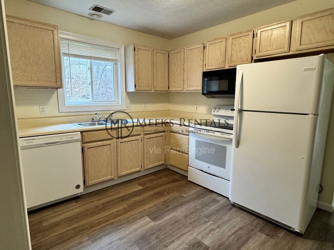 Building Photo - 109 Botley Ln