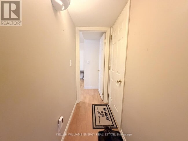 Building Photo - 75 Trefusis St
