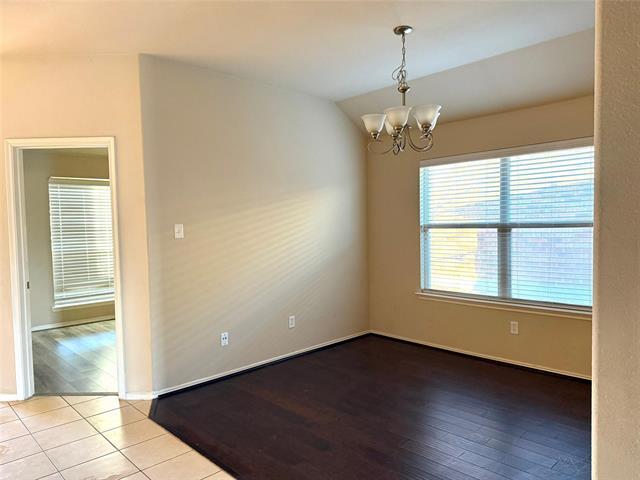 Foto del edificio - 1001 Golden Bear Ln