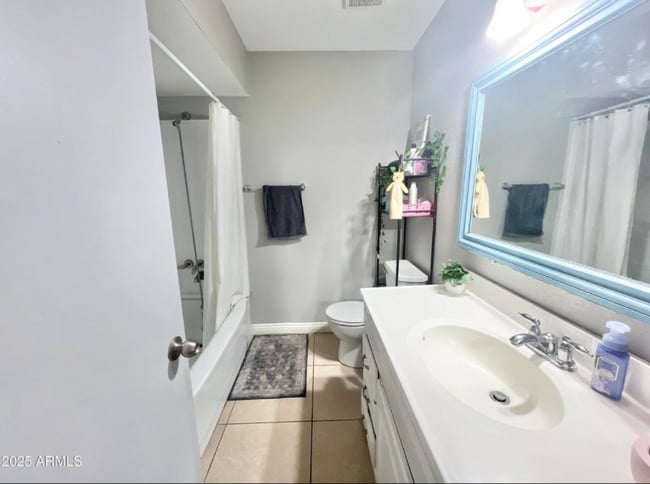 Foto del edificio - 2819 N 48th Ln