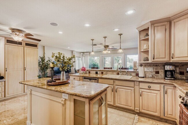 Foto del edificio - Furnished LVCC Beauty