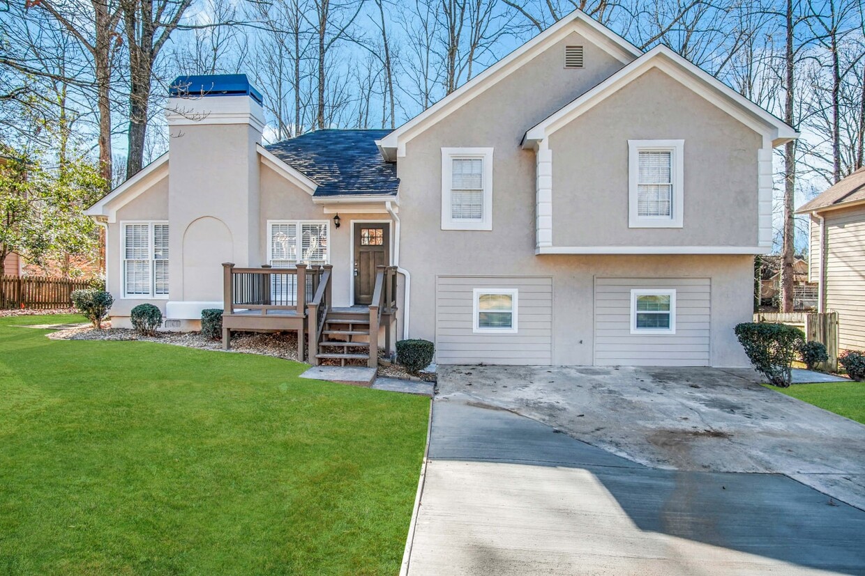 Primary Photo - 2717 Horseshoe Creek Dr Sw