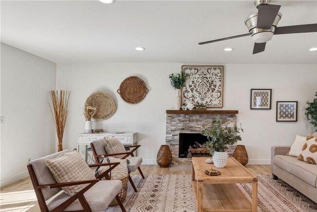 Foto del edificio - 2611 Alvord Ln