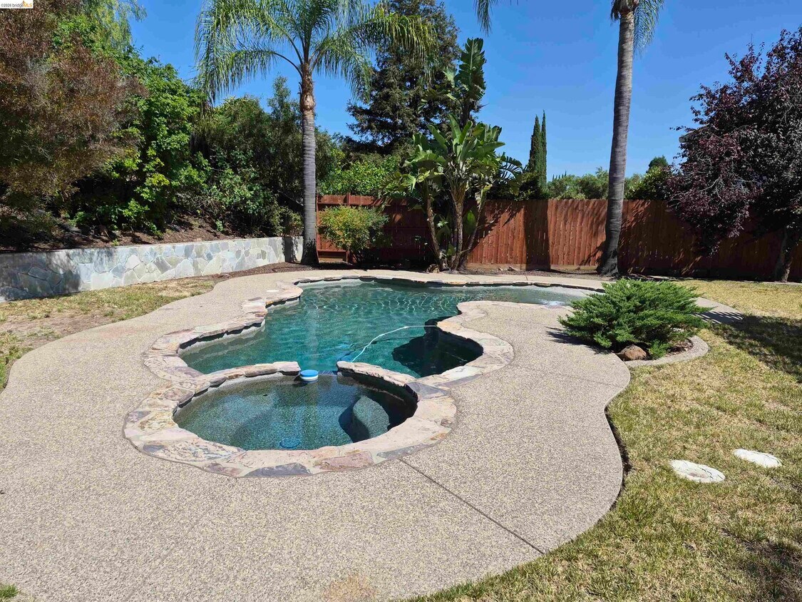 Building Photo - 4016 Caldera Way