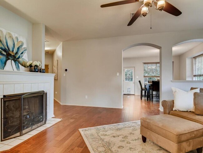 Foto del edificio - 9221 Meyrick Park Trail