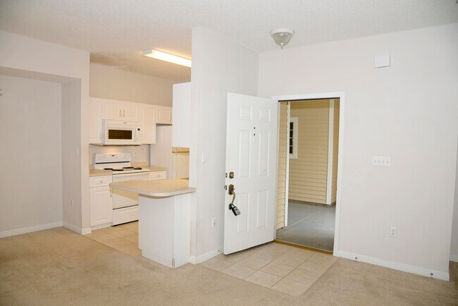 Building Photo - 1501 Partin Dr N