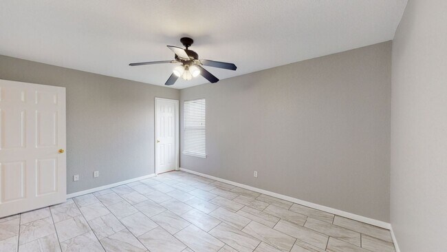 Foto del edificio - AMAZING DUPLEX FOR RENT CLOSE TO FORT HOOD!