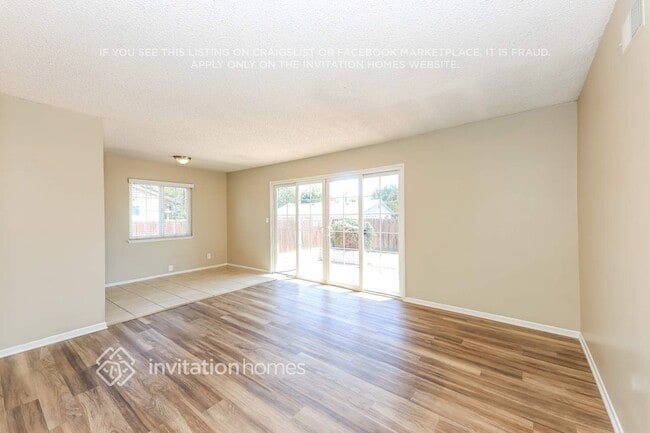 Building Photo - 2815 St Elmo Dr