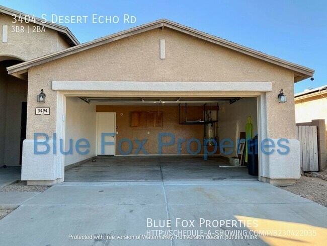 Building Photo - 3404 S Desert Echo Rd