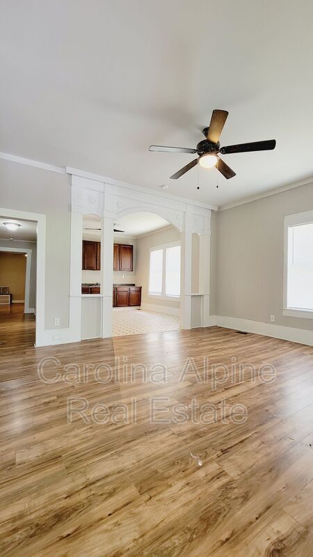 Foto del edificio - 402 Wilson St