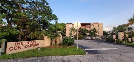Building Photo - 10641 SW 108th Ave