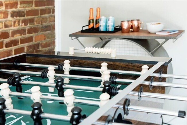 Foto del edificio - 981 Lindbergh Dr NE