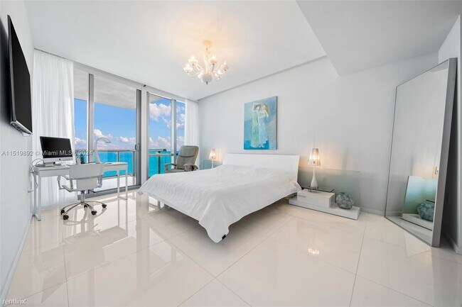 Foto del edificio - Studio, 2 bath Condo - 17121 Collins Ave A...