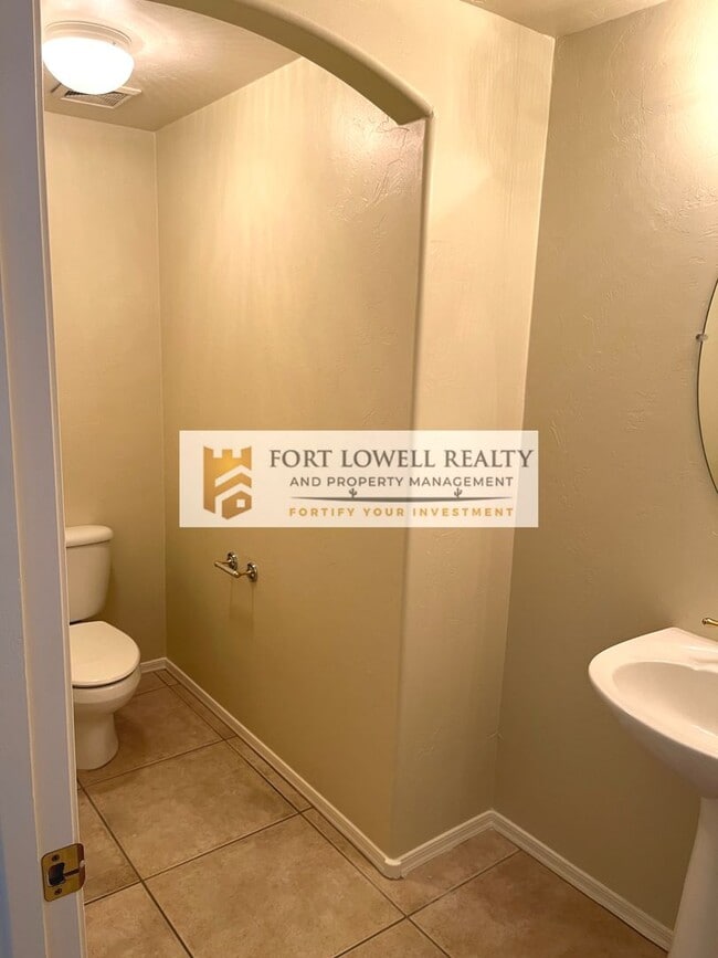 Foto del edificio - 3/2.5 2 car garage/washer/dryer/private yard