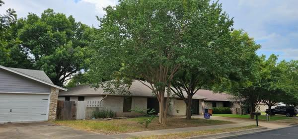 Foto del edificio - 1317 Meadgreen Cir