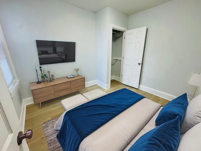 Foto del edificio - Remodeled 3b/1b House in South Philly! Section 8 Only